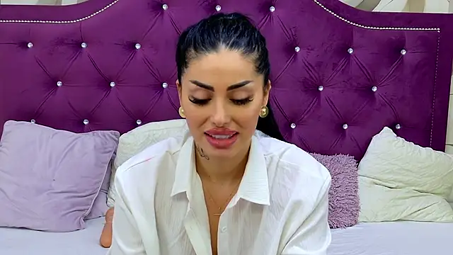 Victoria_Bonie webcam