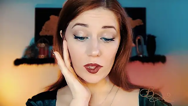 MissBeverlyMills webcam