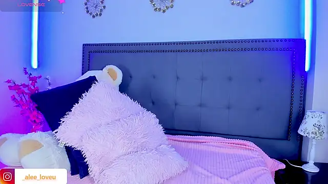 ale_lovee webcam