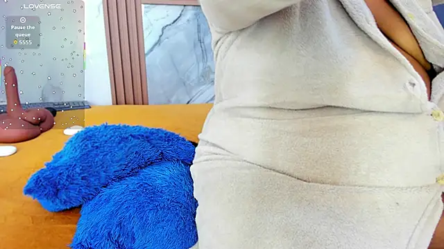 hannymansonh - HannyMansonh's free webcam