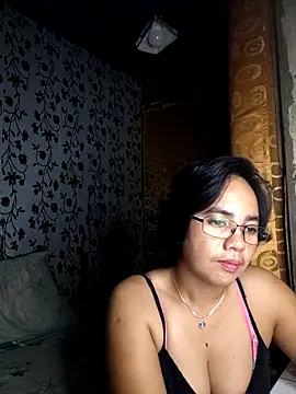 lovely_samxxx24 - Lovely_samxxx24's free webcam - UK Sex Cams