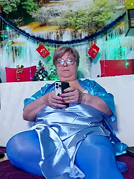 queenpammy1 - QueenPammy1's free webcam