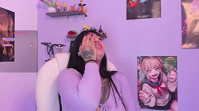 akari1_mischief - Akari1_Mischief's free webcam