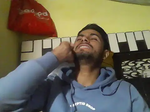 Stubborndesiboy webcam