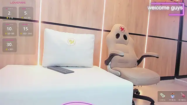 adela_chase - Adela_chase's free webcam