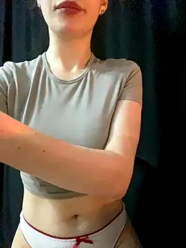 shrie_beverly00 webcam stripchat model stream image