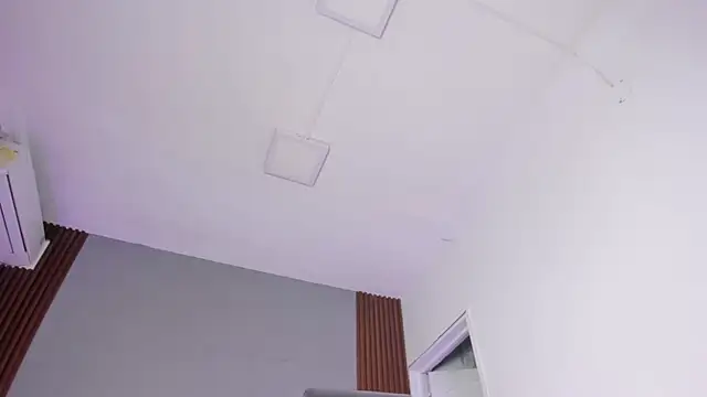 Brunette__boy webcam