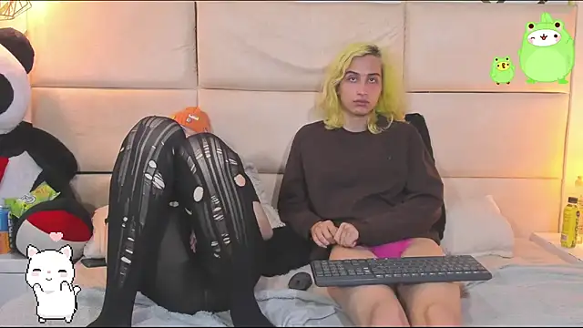 -kisa_ Live Webcam on Stripchat