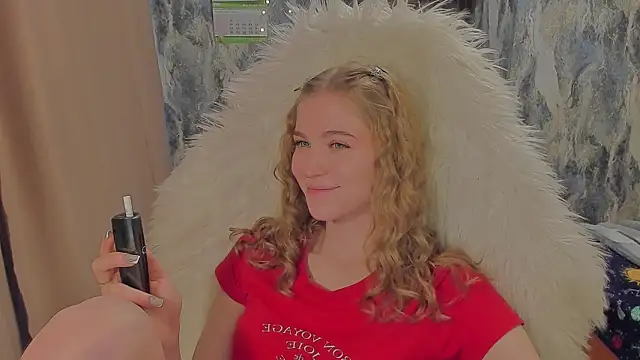 juxxxsybunx - JuxxxsyBunx's free webcam