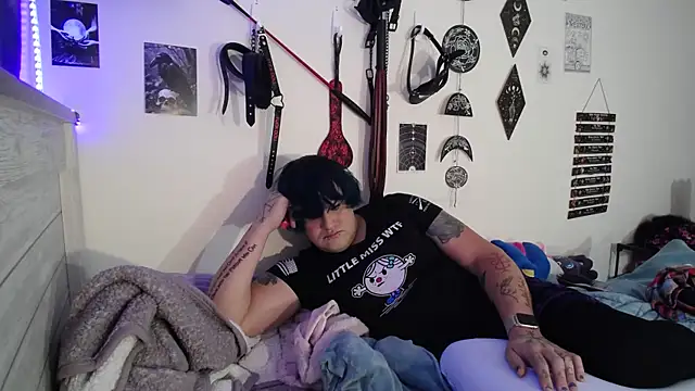 Julietserenity webcam