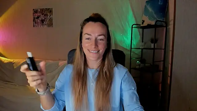 rebeccamartinez - RebeccaMartinez's free webcam