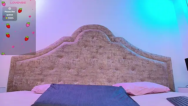 victoria_adams14 - Victoria_Adams14's free webcam