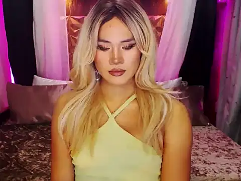 YllanaAltheaXxX webcam