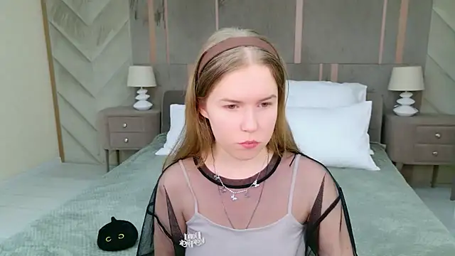 Alida_Brice webcam