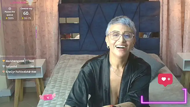 Charlotte__Gray webcam