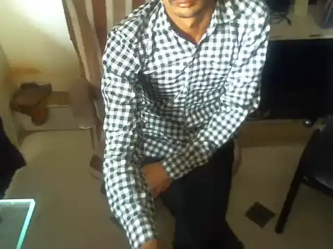 TwinklyBasket897 webcam