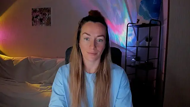 RebeccaMartinez webcam