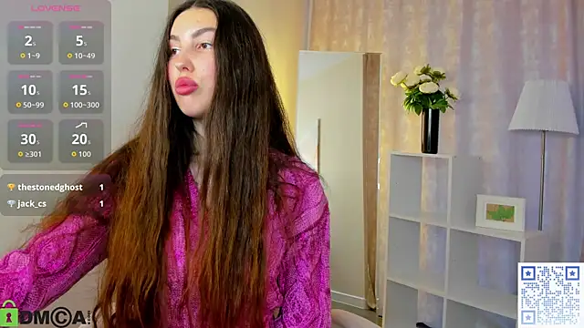 lirarevery - LiraRevery's free webcam