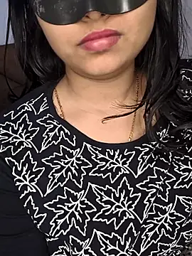 Desi_seductress Live Webcam on Stripchat