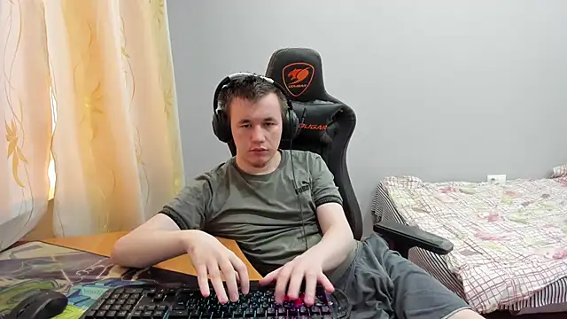 iliaskrislove webcam