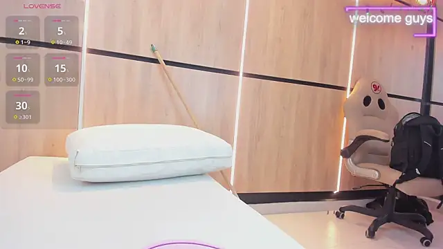 adela_chase - Adela_chase's free webcam