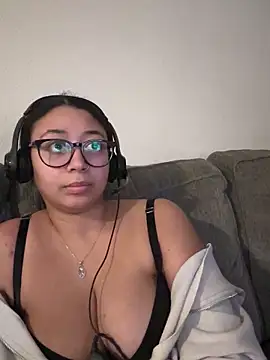 Webcam Model (minha_baby) is live