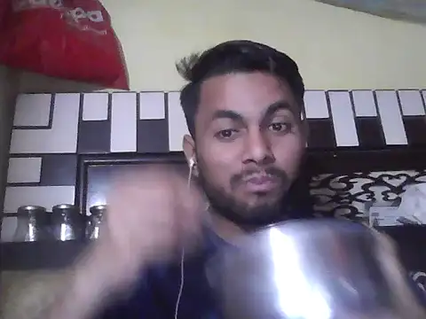 Stubborndesiboy webcam