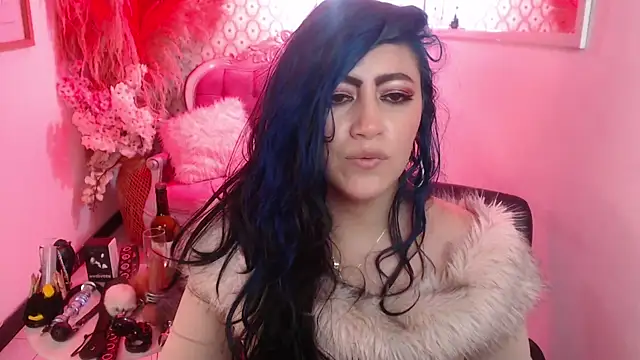scarleth_blue webcam