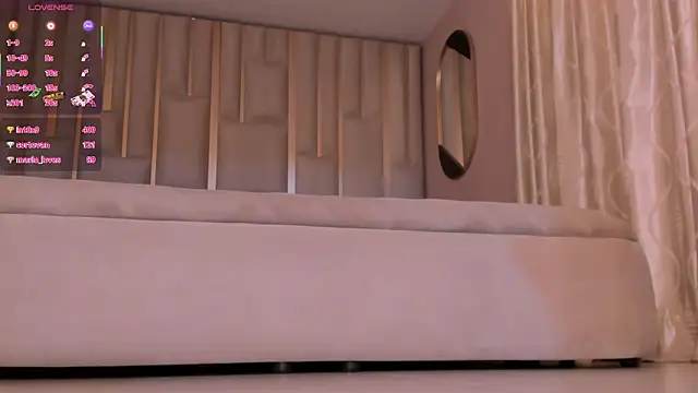 EsmeraldaGrace1 webcam