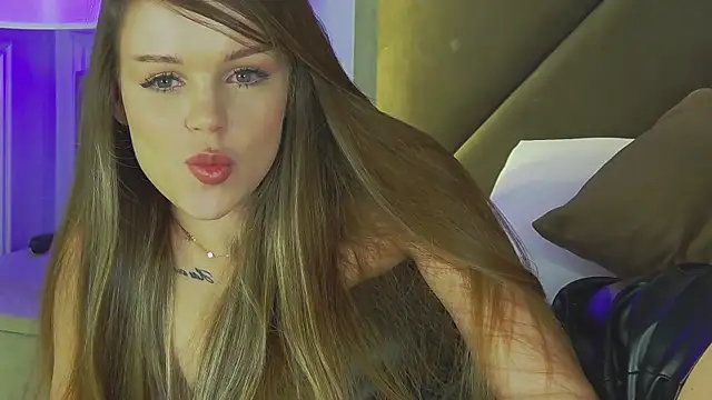 marilynnova - MarilynNova's free webcam