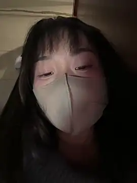 xixi-gala (F young) - 户外公园假阳具抽插2分钟Park dlido 2min