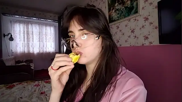 hervell_motti (F teen) - Spank ass