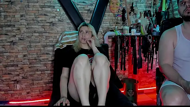 Liltildeman_moon webcam