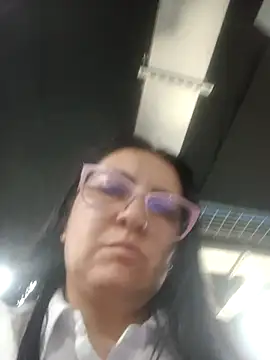 Monserratizzy webcam