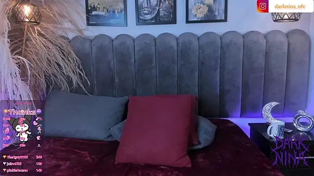 Dark_nina_ webcam