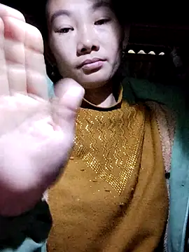 gio-thu - Gio-thu's free webcam