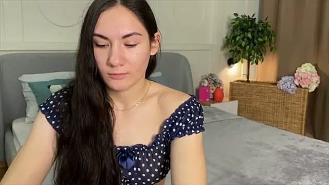 adele_shy - Adele_Shy's free webcam