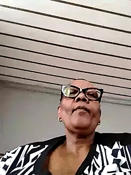 sexyboobsnass - SEXYBOOBSNASS's free webcam