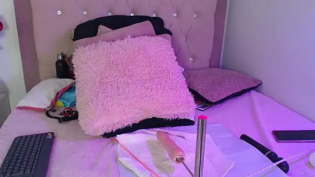 annadirtyxo - AnnadirtyXo's free webcam