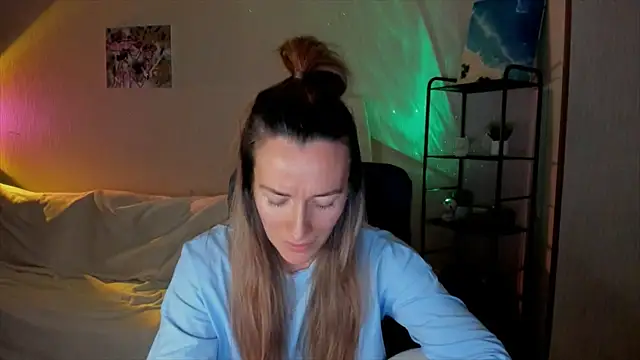 rebeccamartinez - RebeccaMartinez's free webcam