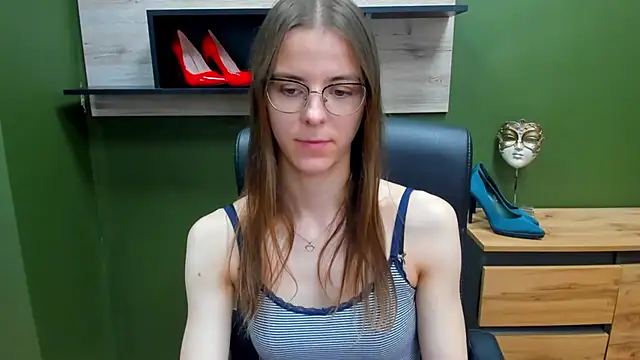 love_megi - Love_megi's free webcam