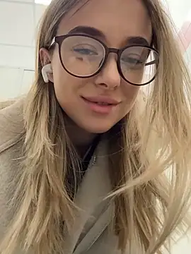 enjoy_my_beauty - Enjoy_my_beauty's free webcam