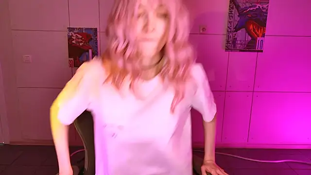 yoka_paradoxxx (F young) - +1 TO PET MY VIRTUAL PET