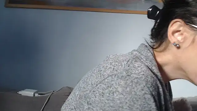 cleophee (F milf) - je me gode