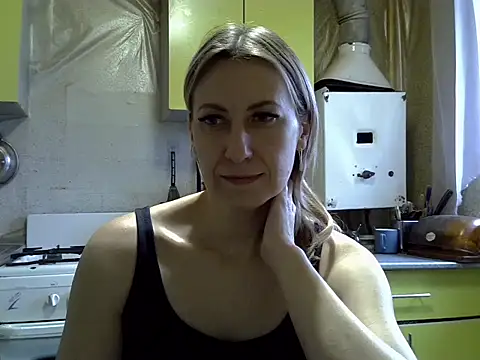 ashleyxhoney - AshleyXHoney's free webcam