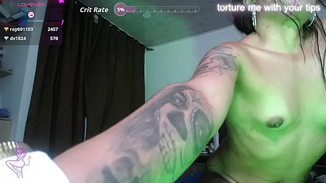 girl_naugthy - Girl_naugthy's free webcam