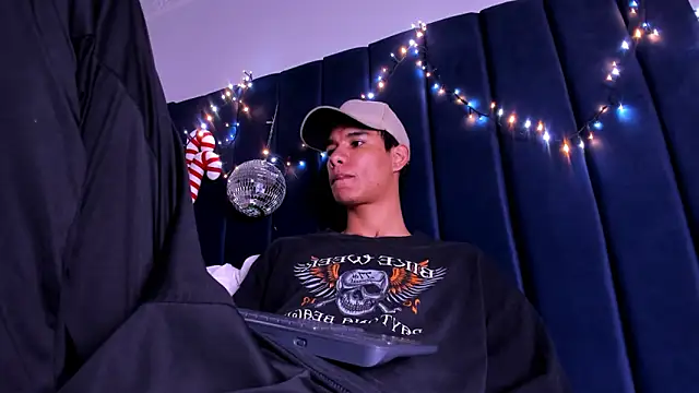 michael_vidal webcam