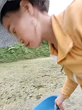 tin_tanny - Tin_tanny's free webcam