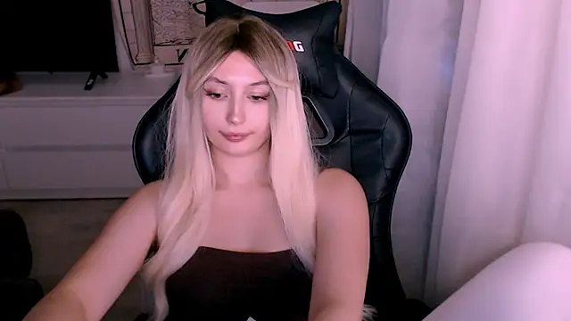 beauty_blonde - Beauty_blonde's free webcam