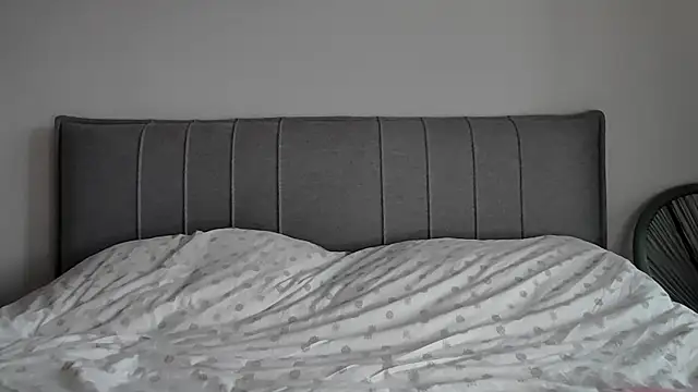 malinka_sweet19 - Malinka_sweet19's free webcam